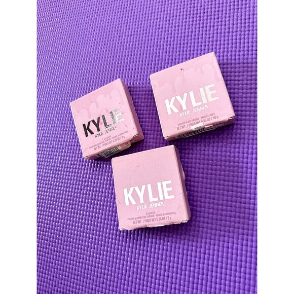 Kylie Jenner Bundle 2 Kylighter Pressed Illuminating Powder & 1 Blush Powder NEW - Picture 2 of 7